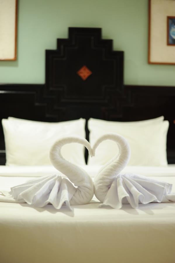 Hotel Sofia Juanda Surabaya Сидоарджо Экстерьер фото