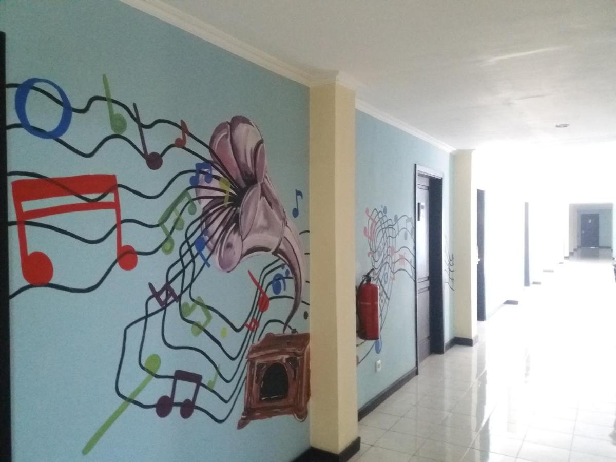 Hotel Sofia Juanda Surabaya Сидоарджо Экстерьер фото